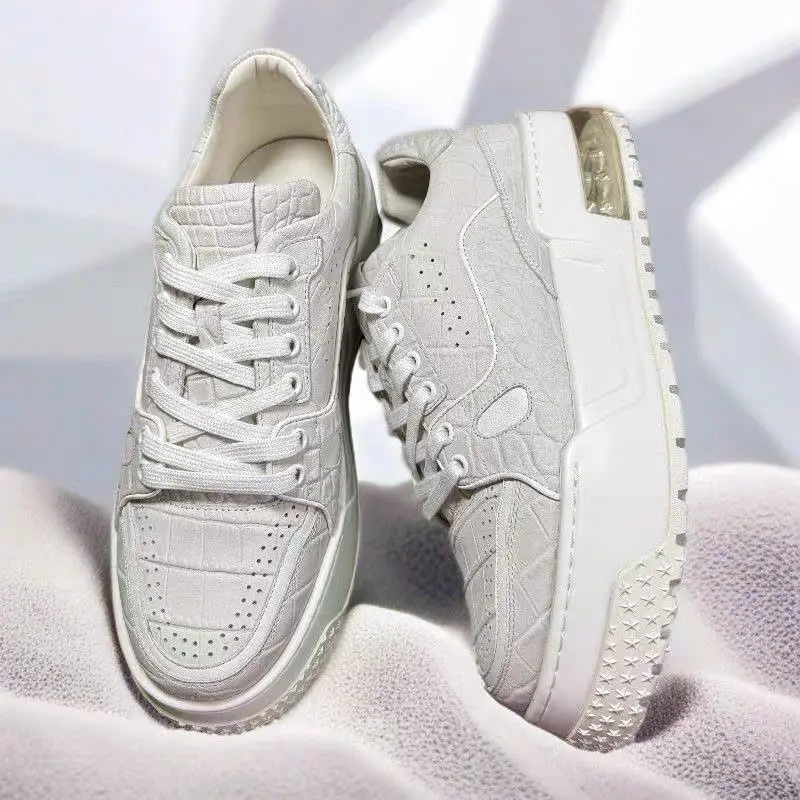 Mẫu sneaker 12