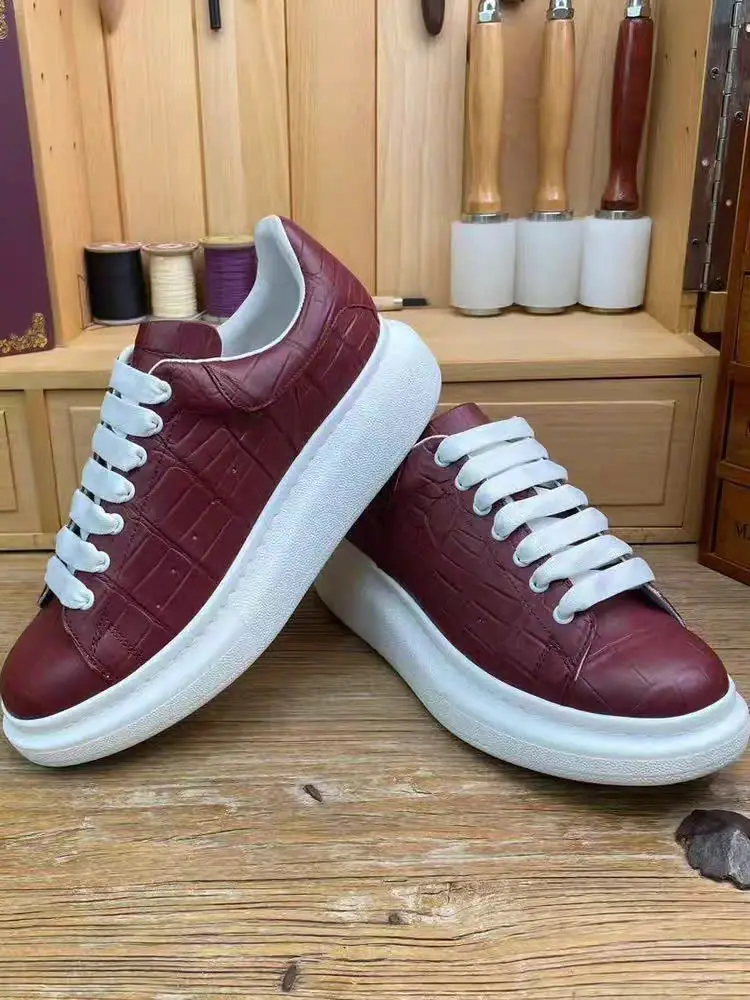 Mẫu sneaker 46